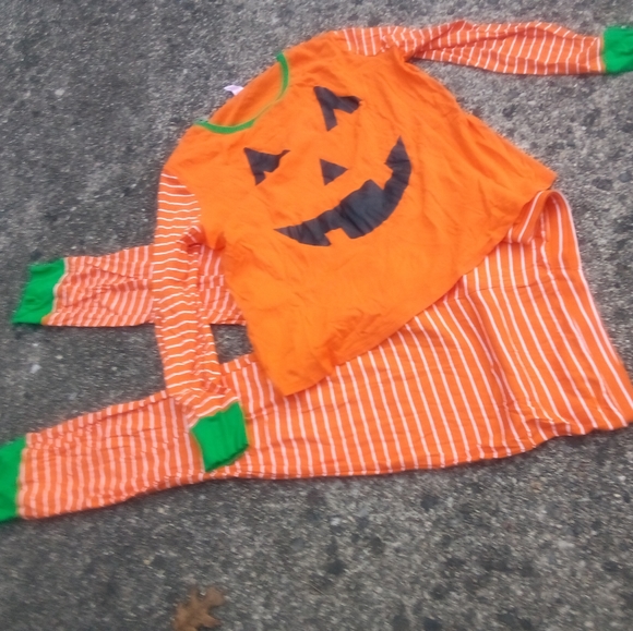 Halloween lounge outfit 2x - Picture 3 of 5